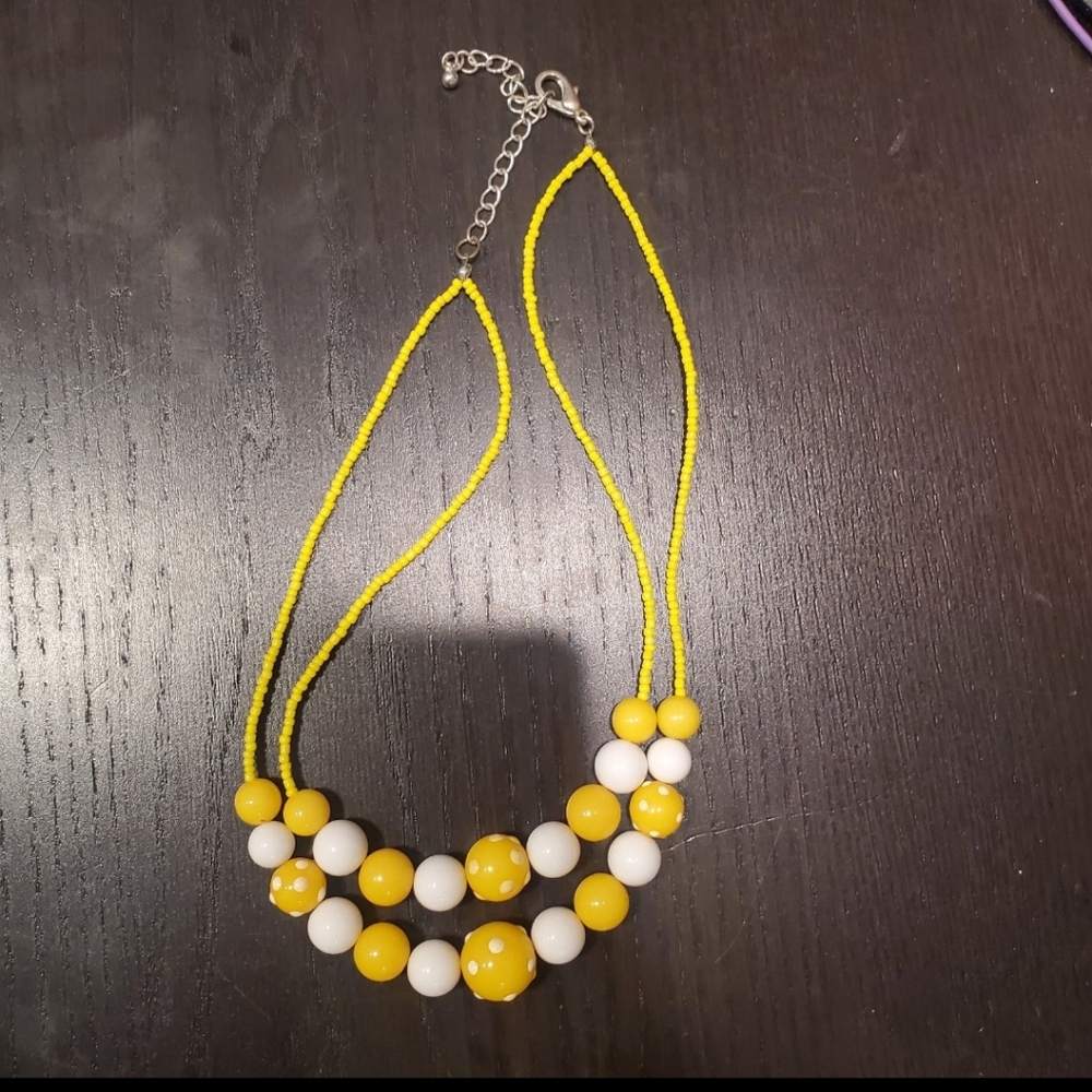 5 for $25, Retro yellow glass bead necklace